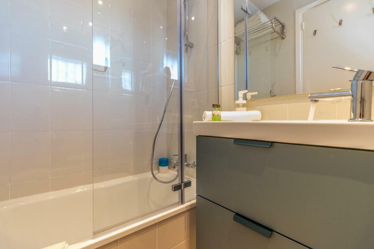 Holidays Penthouse: Panoramic Port Views With Free Wifi & Parking Apartment *